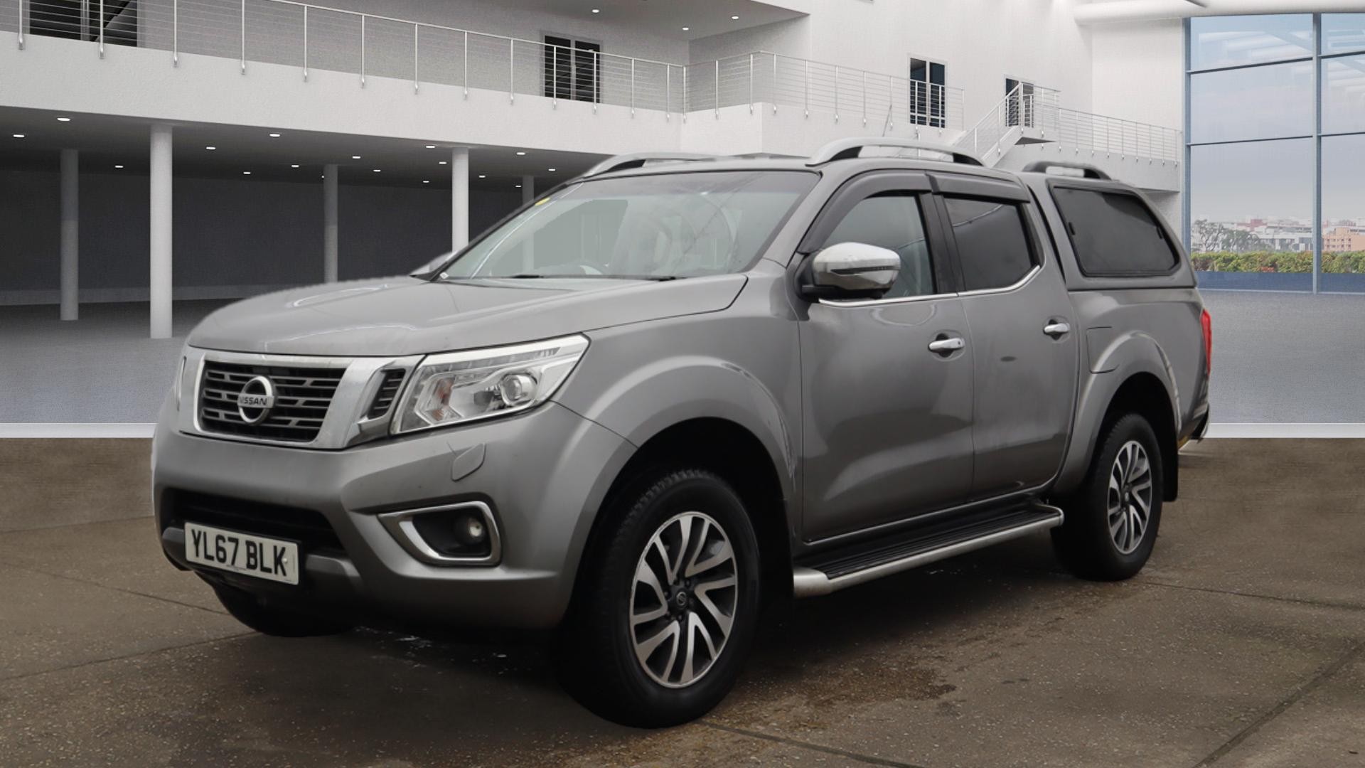 NISSAN Navara